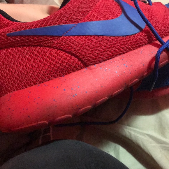 Custom Nike Roshes - Picture 3 of 3